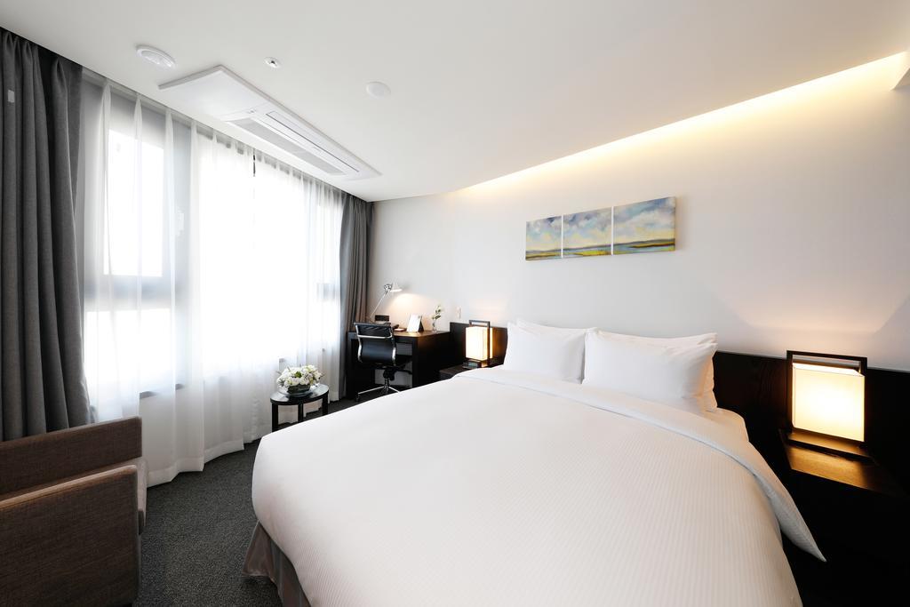 Khách sạn Ramada Encore By Wyndham Magok