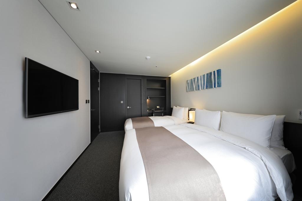 Khách sạn Ramada Encore By Wyndham Magok