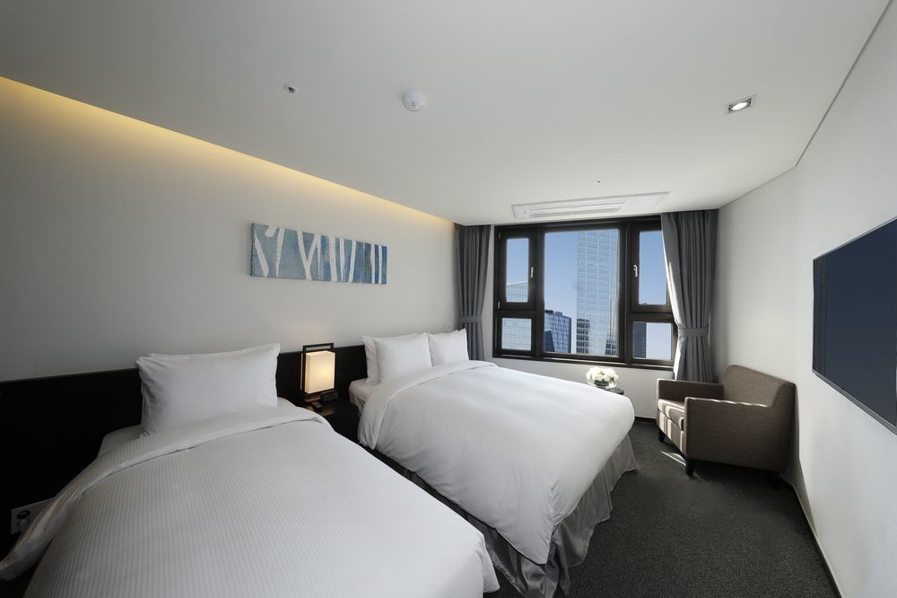 Ramada Encore By Wyndham Magok Khách sạn
