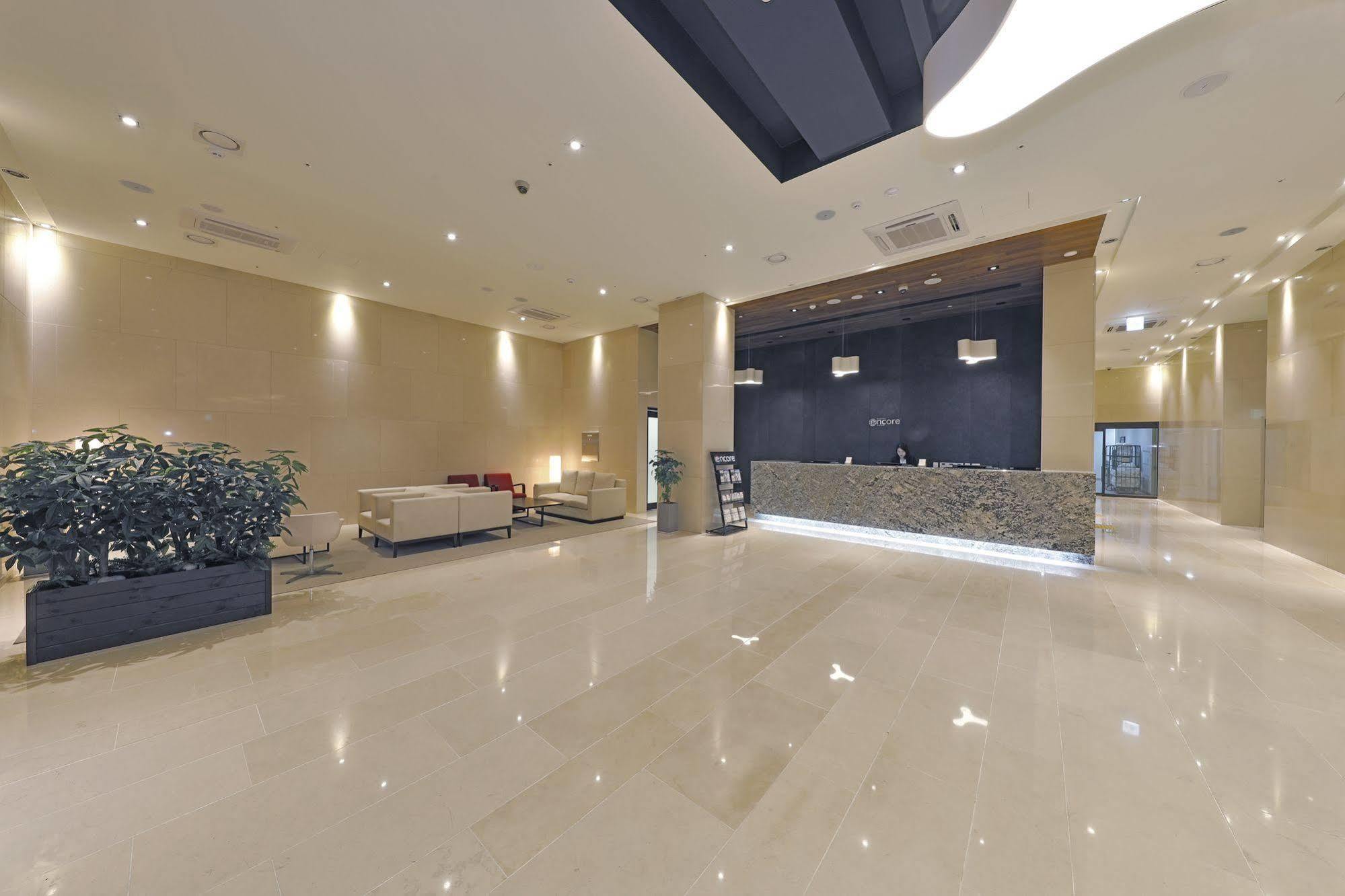 Ramada Encore By Wyndham Magok Khách sạn 3*