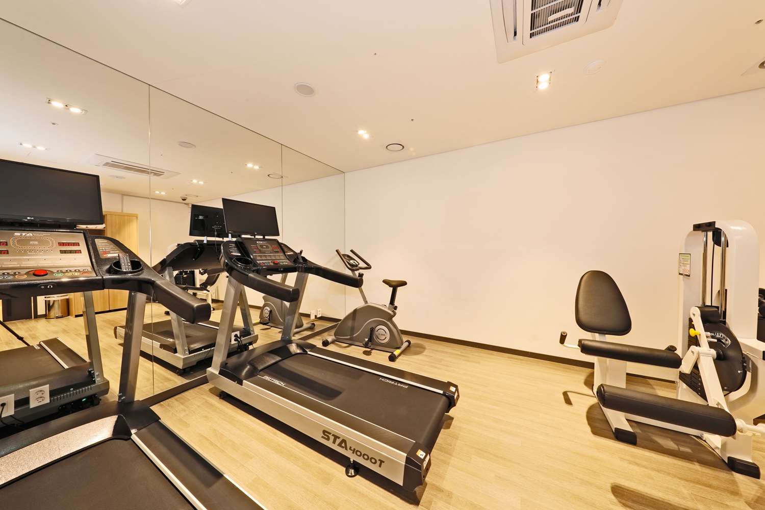 Ramada Encore By Wyndham Magok 3*